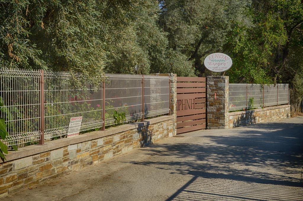 Guesthouse Irene Afissos Exterior photo
